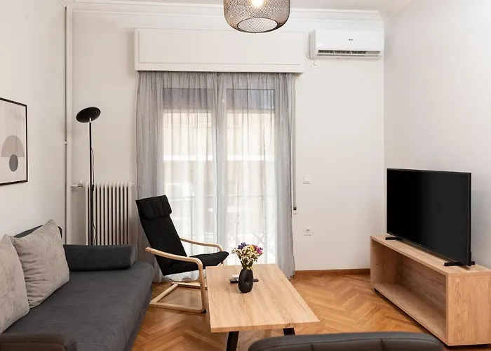 Twins Apartments - University